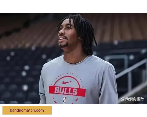 公牛主帅透露艾维训练中膝盖受伤 将于今天接受进一步检查